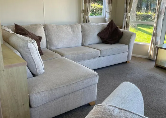 Rubys Retreat - 6 Berth Caravan In Newquay, Cornwall