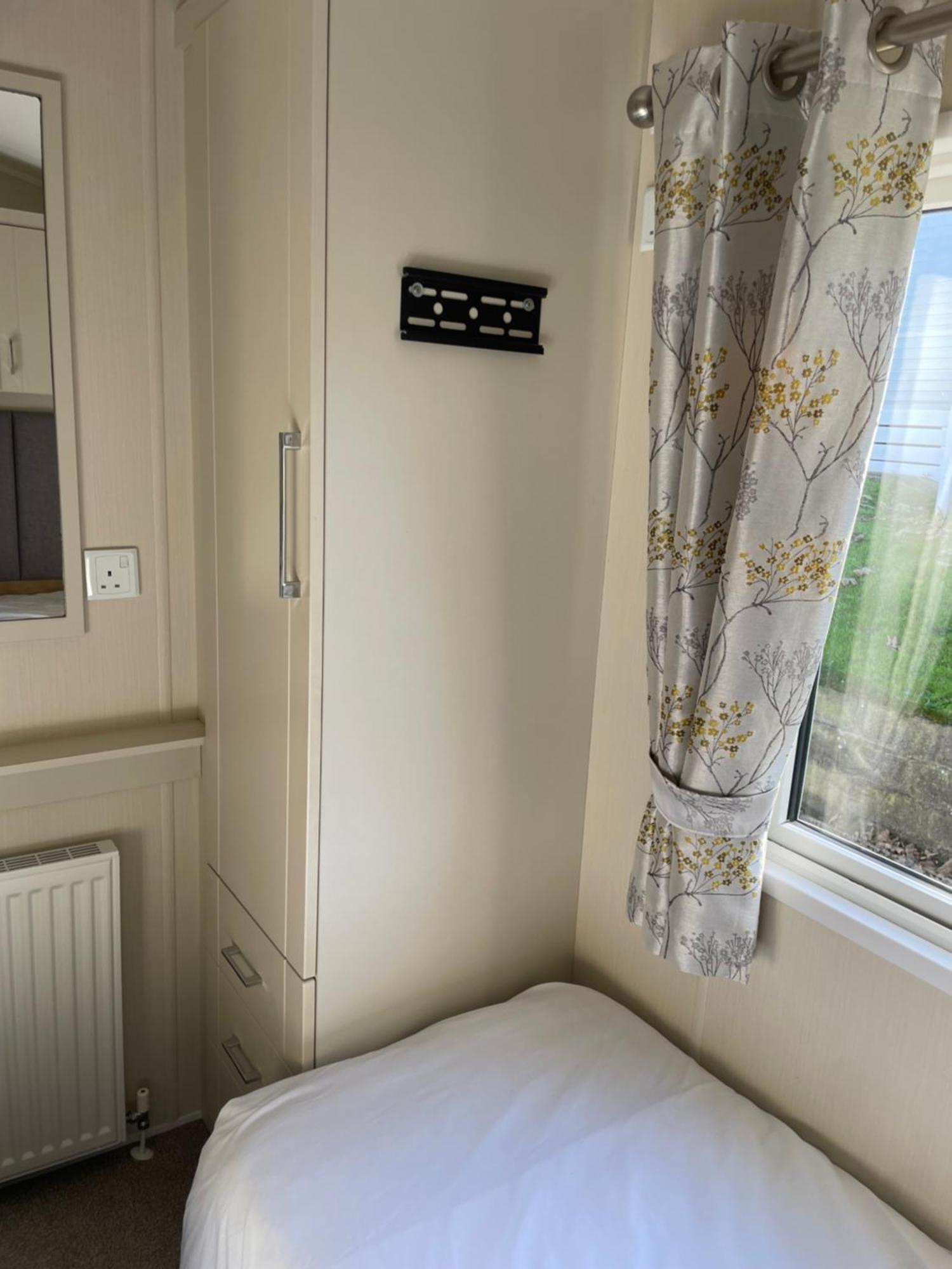 Rubys Retreat - 6 Berth Caravan In Newquay, Cornwall